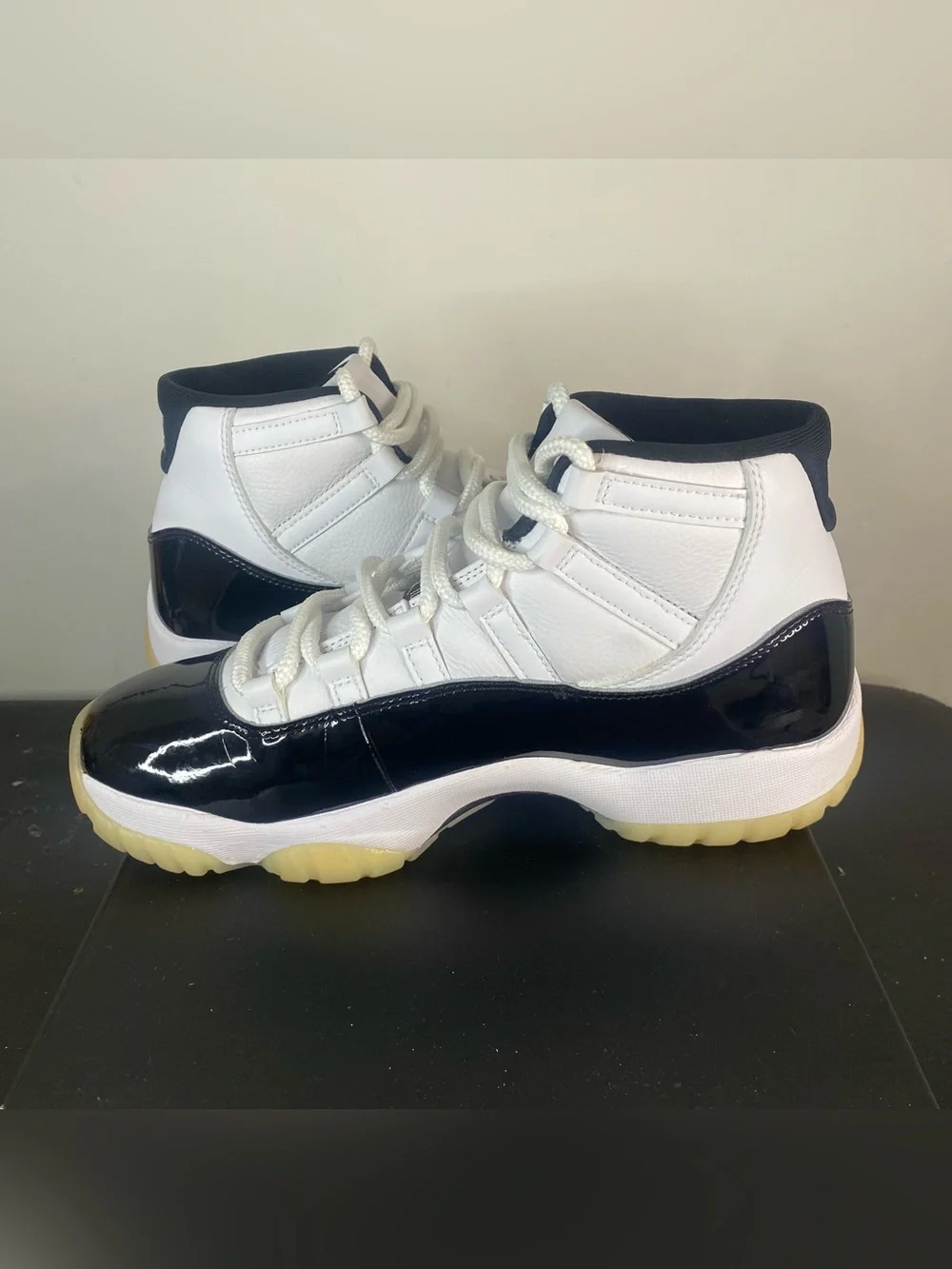 Jordan 11 “Gratitude” Size 9.5